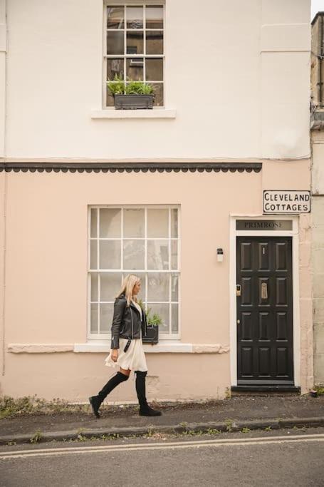 Primrose Cottage - With Private Courtyard & Sun Terrace In Central Bath Extérieur photo