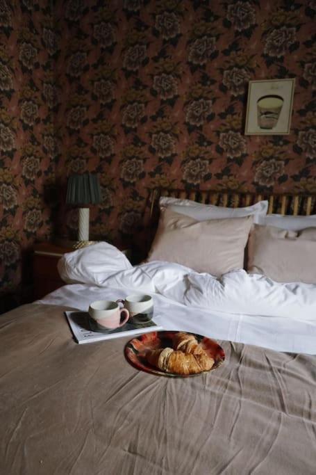 Primrose Cottage - With Private Courtyard & Sun Terrace In Central Bath Extérieur photo